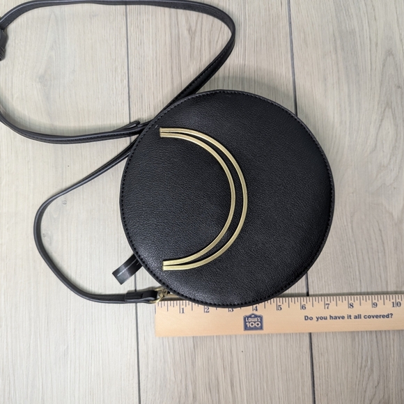 Anthropologie black and brass pebbled faux leather round evening purse - Picture 7 of 7